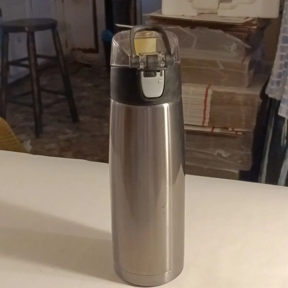 N/A hydration bottle